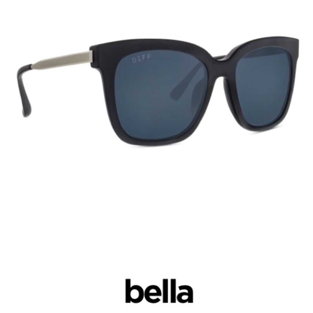 DIFF Eyewear- Matte Black Bella’s